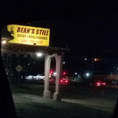 Dean's Still Lounge & Package Store