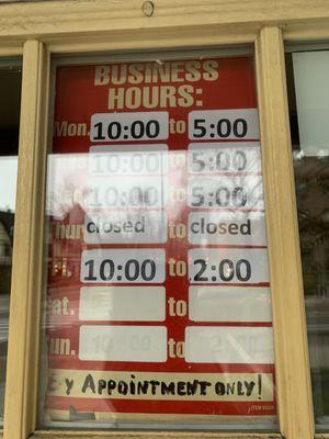 Updated hours of operation, came on thurs and they are closed