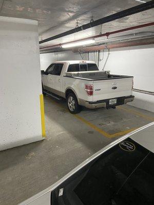 A veteran with no legs was forced tow ...so that this truck can park in handicap on property with no placard.