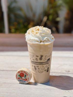 Fall in love with our Mazapan frapp.