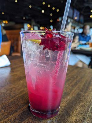 Non-Alcoholic hibiscus spritz drink