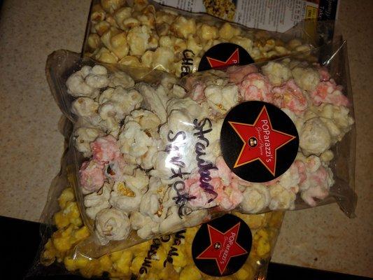 Strawberry shortcake popcorn!