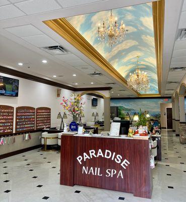 Paradise Nails Spa