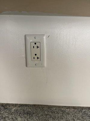 Damaged walls and plug