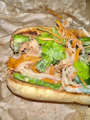 Garlic Pepper Chicken Banh Mi   @hybrideater