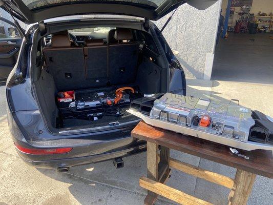 Audi Q5 Hybrid battery replacement and programing