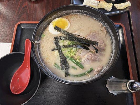 Tonkotsu ramen