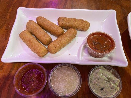 Fried mozzarella sticks