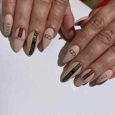 Vanity Nails