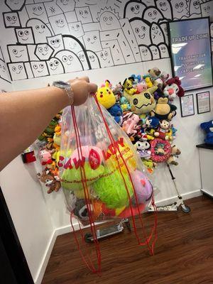 Claw Daddy, plushies, claw machine