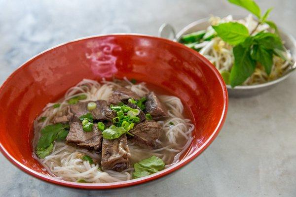 BEEF SHANK PHO