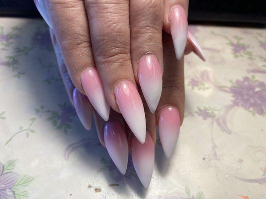 nails