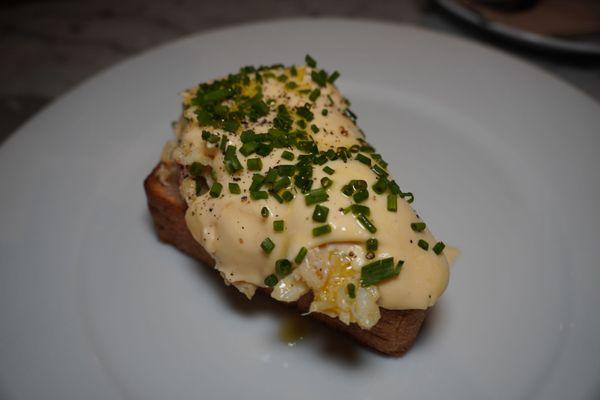 Crab toast