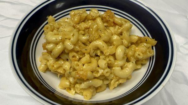 MACARONI AND CHEESE