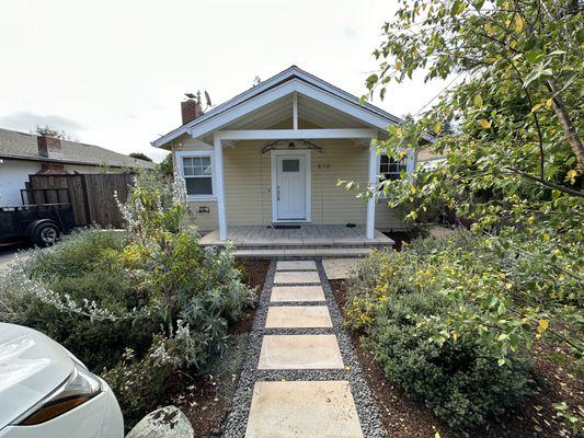 Techo-blok paver walkway and porch paved with paving stones