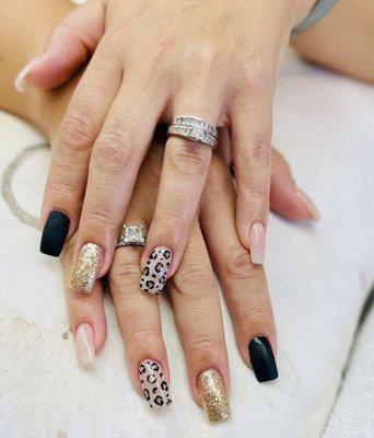 Fill nail designs