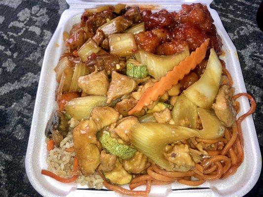 3 Combo Plate: Orange chicken, Kung pao chicken