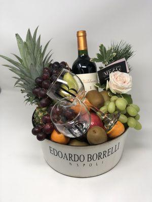 Fruits and licor customized buckets