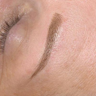 Microblading on blonde