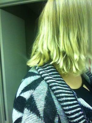 Side shot of the "layers" taken the day after the cut. BEWARE! This is what you get from Supercuts.