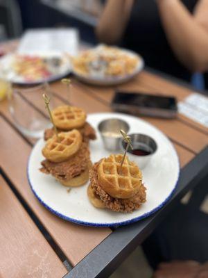 Spicy chicken waffle sliders