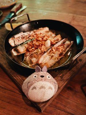 Roasted razor clam (kind of gritty)