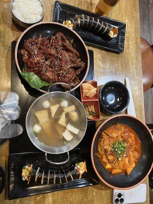 Seoul Kimbap, Spicy Marinated Crab, Fish Cake Soup, Rabboki, Tuna Kimbap