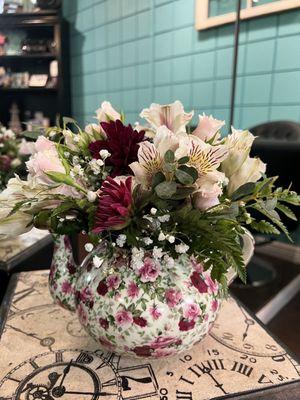 Tea Pot flower arrangement