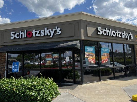 Schlotzsky's storefront.