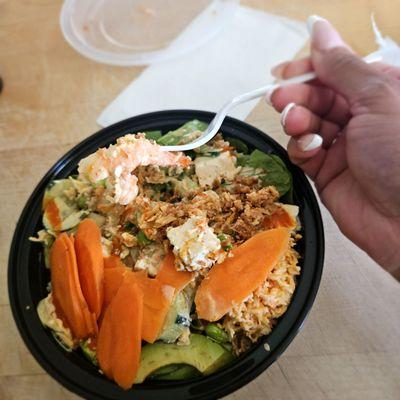 Shrimp, tofu and spicy crab Avocado  Carrot