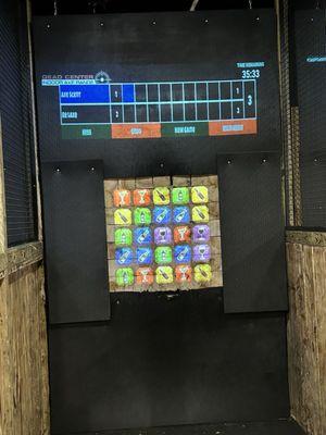 Axe throwing Candy Crush like game