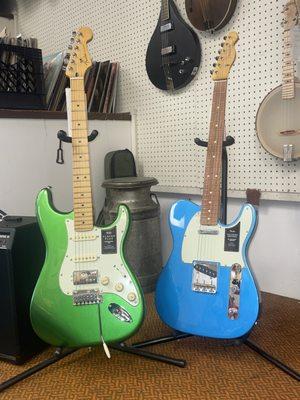 Cool guitars at the fret house