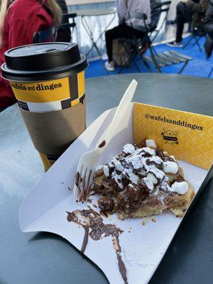 S'mores Wafel and Hot Chocolate