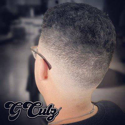 Skinfade Haircut  done by Barber Gilbert  Booking Link in Bio! @theogblends 858-405-6273  GCUTZBARBERSTUDIO.BOOKSY.COM