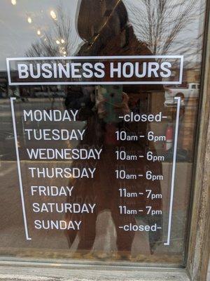 New business hours!