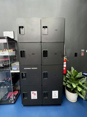 Lockers to store your belongings