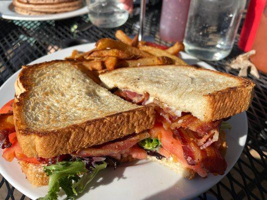 Blt Sandwich Hand - cut French Fries