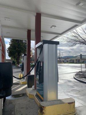 New overhead structure for gas pumps!