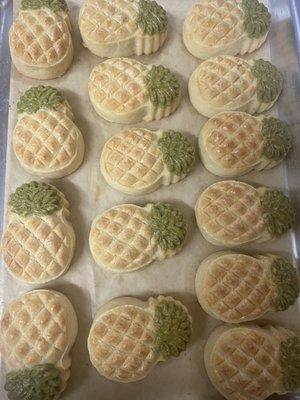 Pineapple cookies