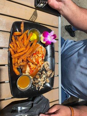 Lobster Roll & Sweet Potato Fries