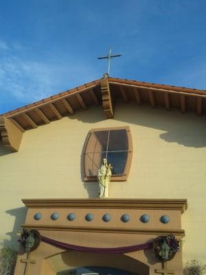 Virgin Mary statue