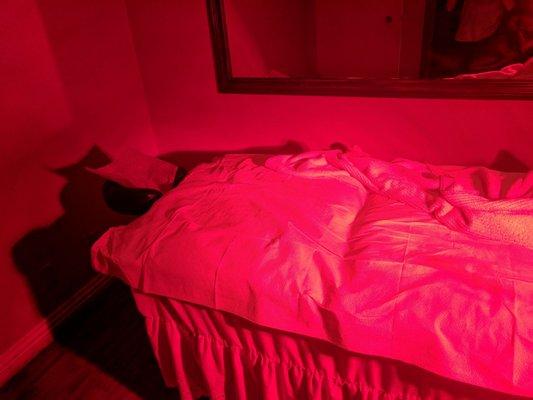 The bed you sit on with the heat lamp, very comfortable, and everything is replaced for each new patient :)