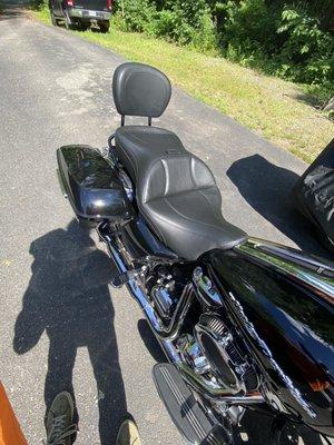 Road Glide with Ultimate seat 2