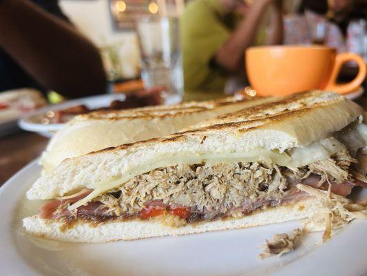 Tinta and Cafe Sandwich