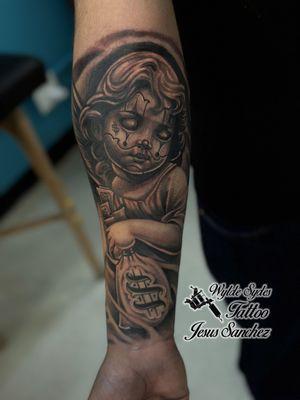 Cherub, chicano-art style
By Artist: Jesus