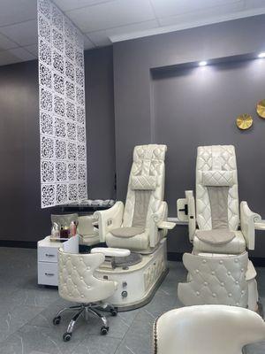 Pedi area