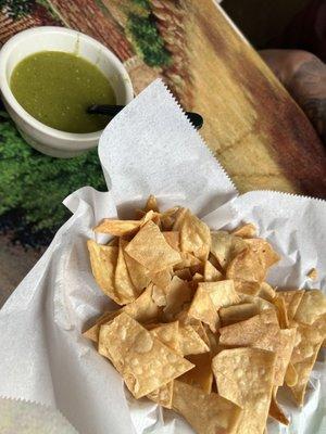 chips and salsa verde