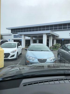 Entrance to Surgery Center and Torrance Memorial/Cedars-Snai