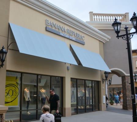 Banana Republic Factory Store