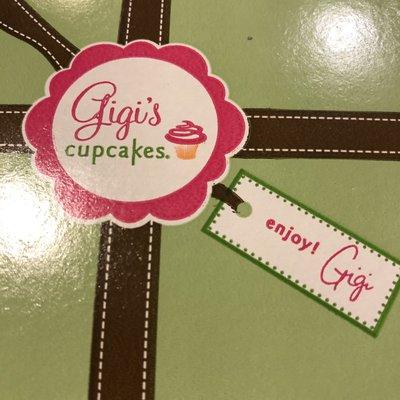 Cute packaging for cupcakes